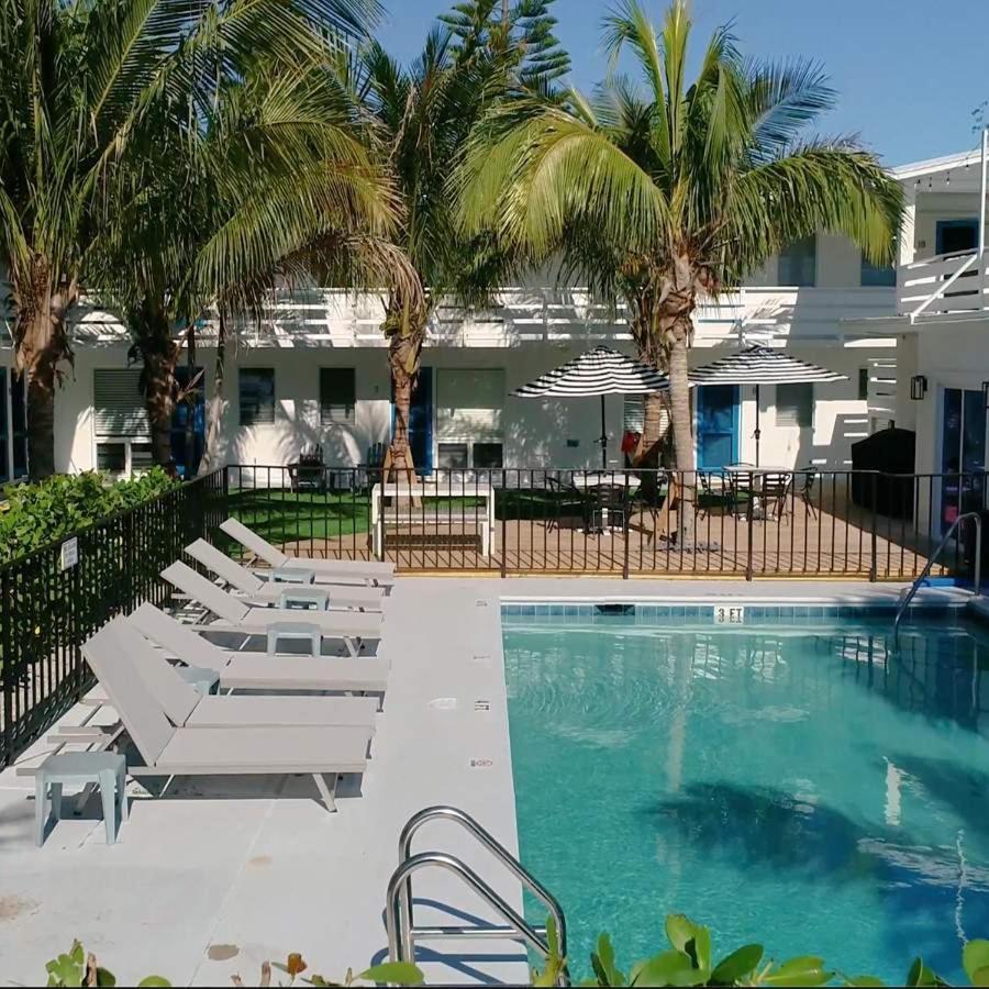 Seaspray Surf Lodge Веро Бийч Екстериор снимка