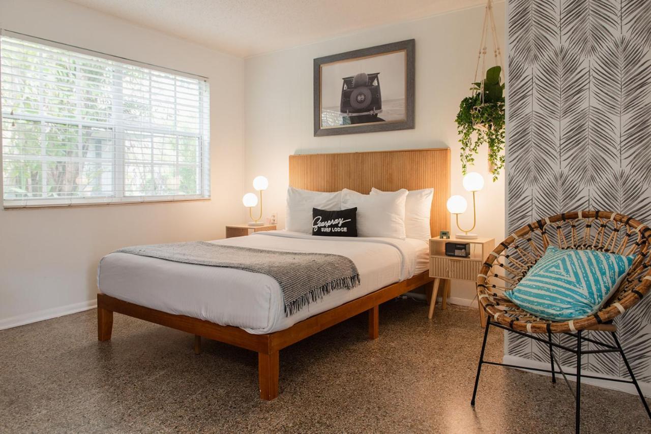 Seaspray Surf Lodge Веро Бийч Екстериор снимка