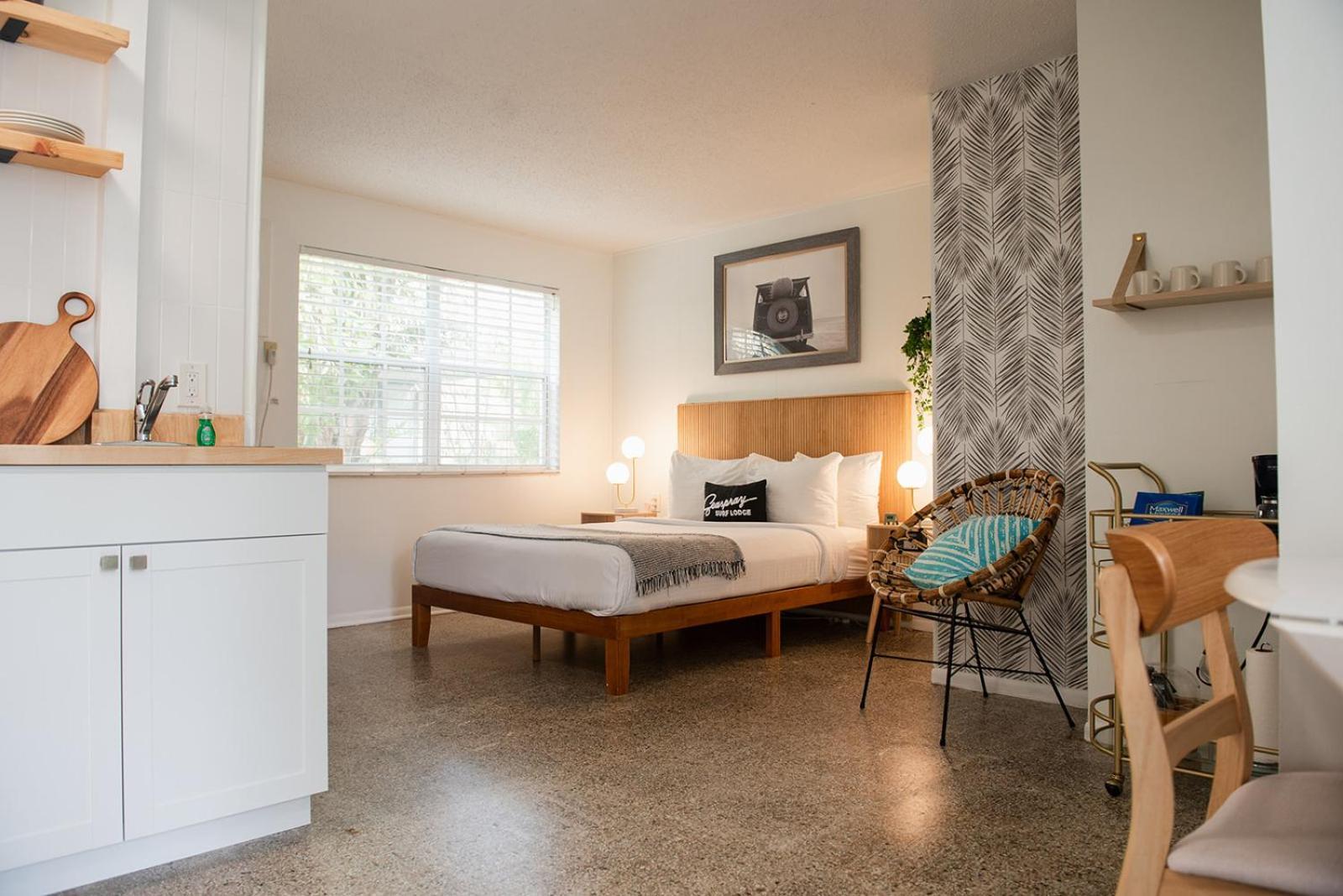 Seaspray Surf Lodge Веро Бийч Екстериор снимка